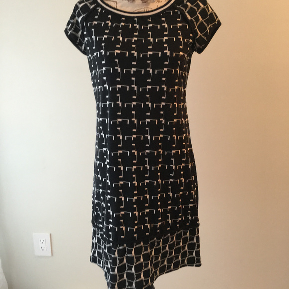 Max Studio Dress - Picture 7 of 7